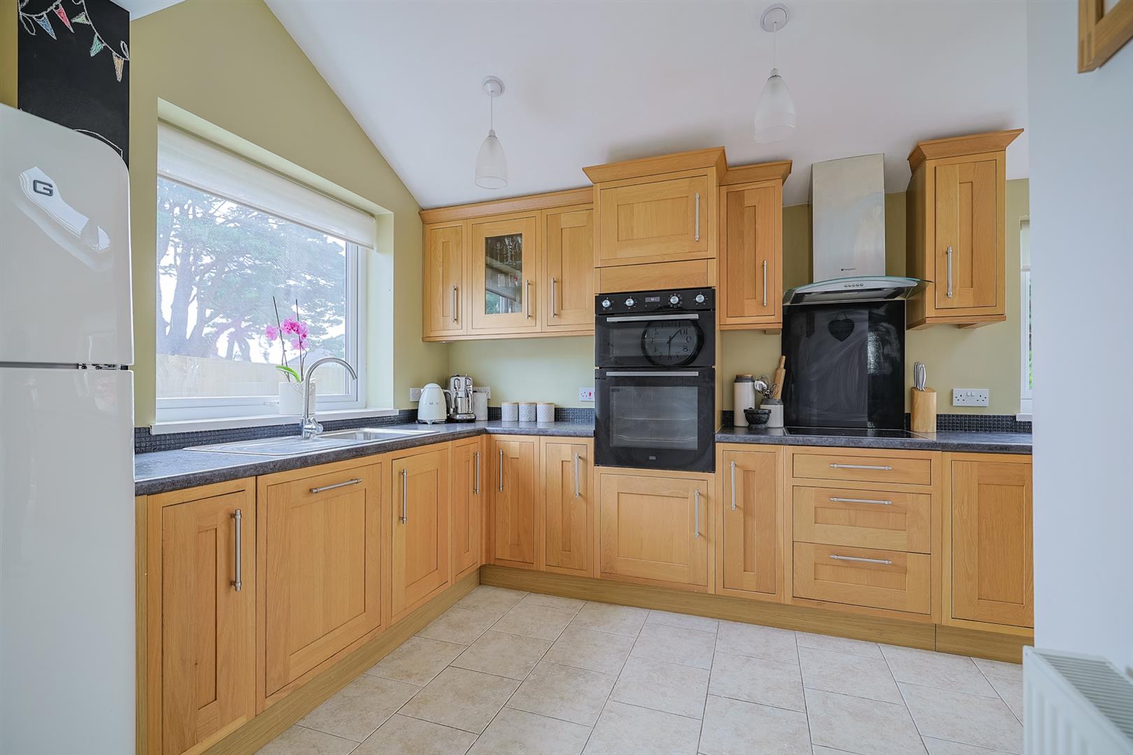 195 Mayals Road, Mayals, Swansea, SA3 5HQ